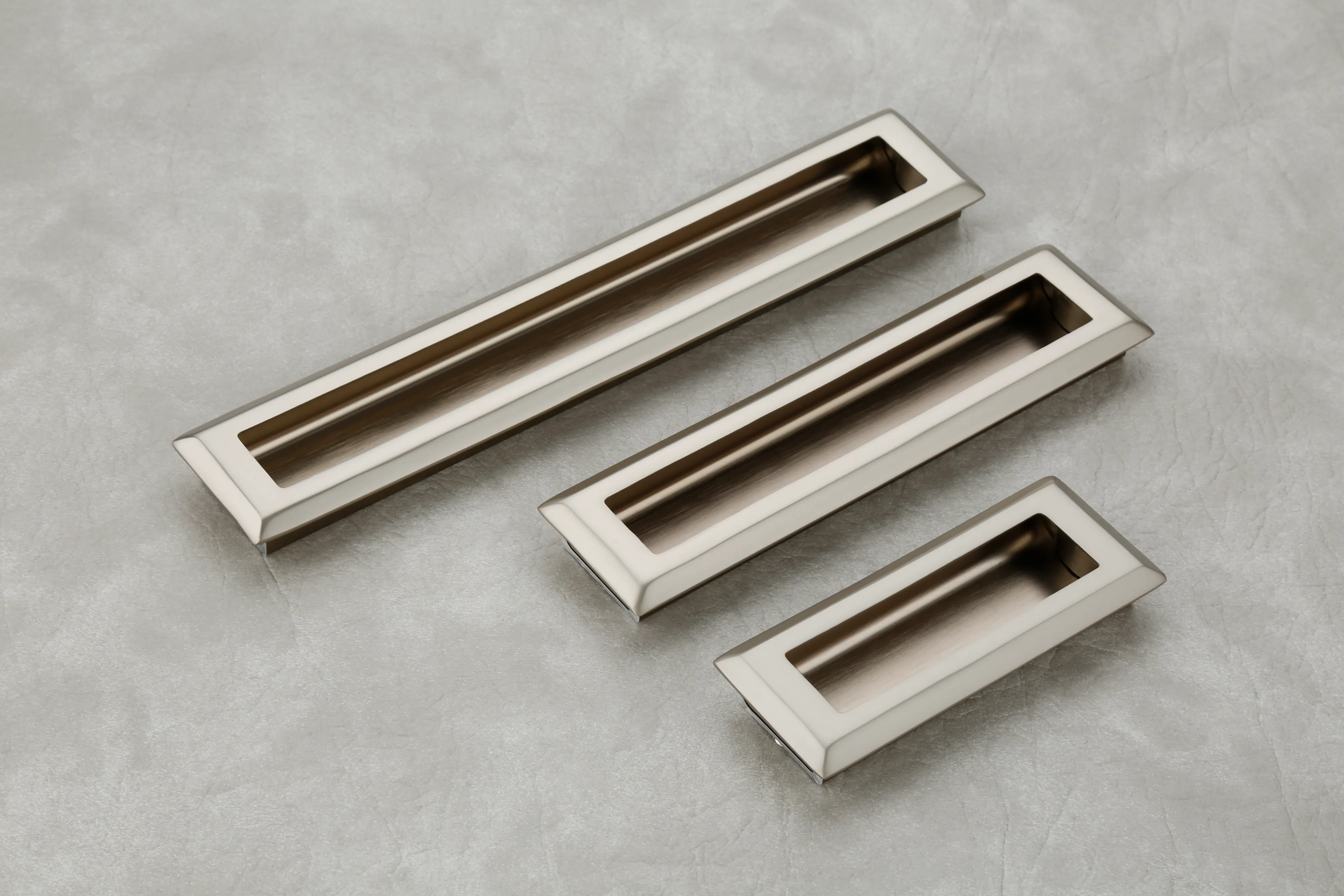 4105 Conceal Handle